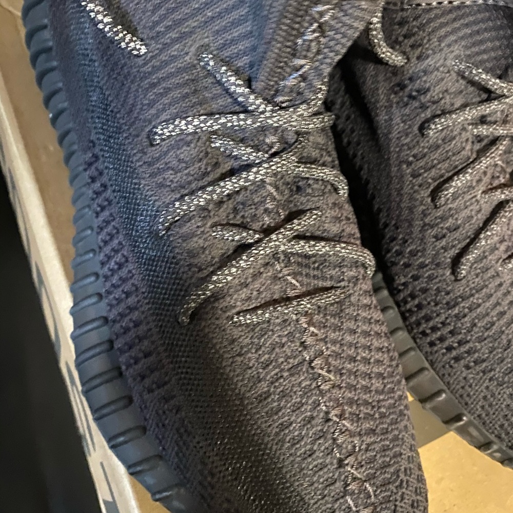 ❌SOLD❌ BOOST 350 V2 BLACK/BLACK/BLACK 🔥 🔥 - Picture 4 of 15